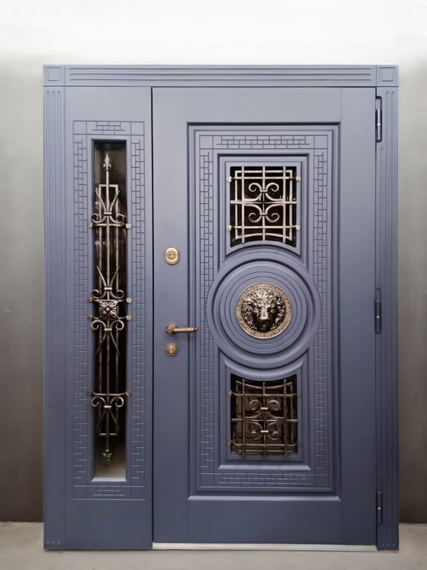 Полуторная со львом Полуторная со львом