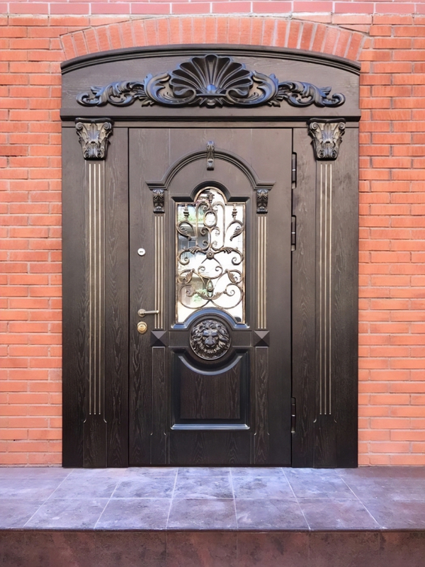 Парадная дверь с резьбой Парадная дверь с резьбой